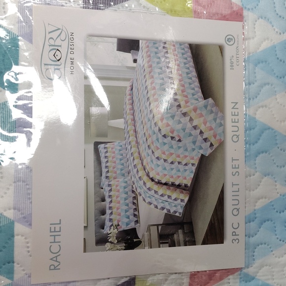 Queen Quilt Set - Picture 3 of 3